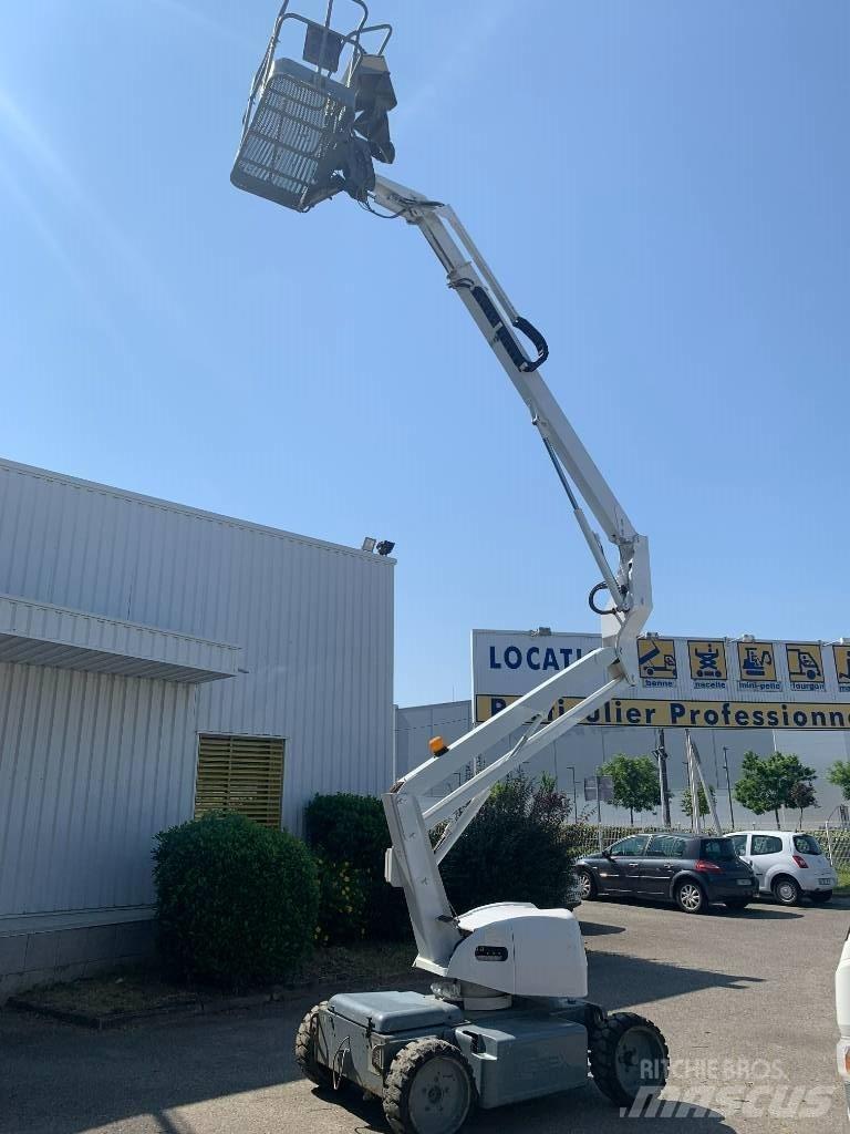 Terex TA33 Kĺbové plošiny
