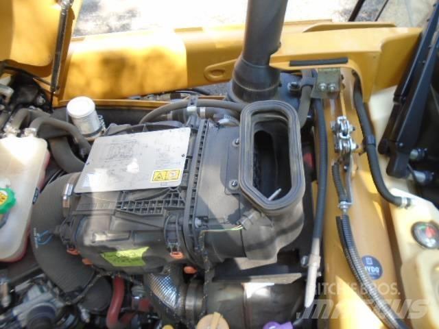 CAT 420XE Rýpadlo-nakladače