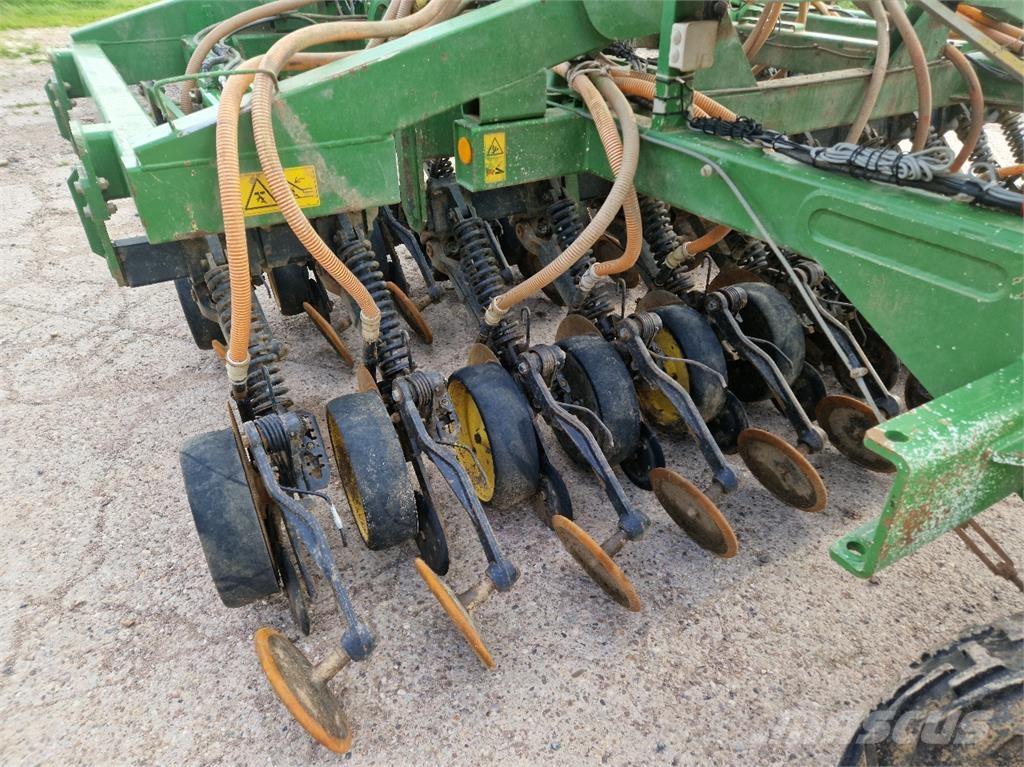 John Deere 750 A Kombinované sejačky