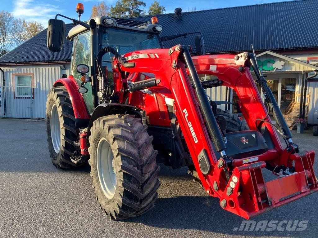 Massey Ferguson 5713 Traktory