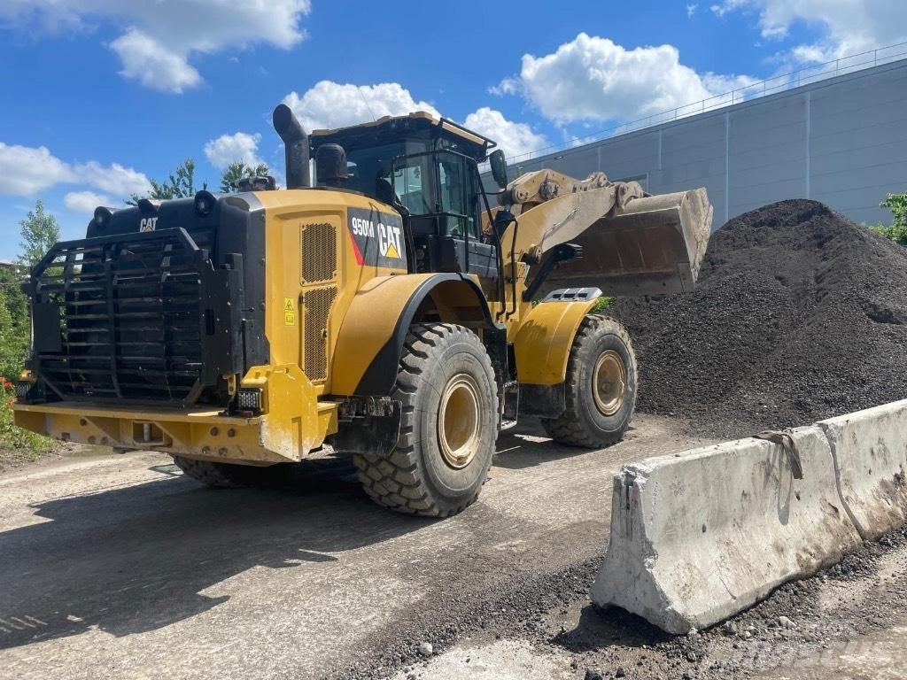 CAT 950 M Kolesové nakladače