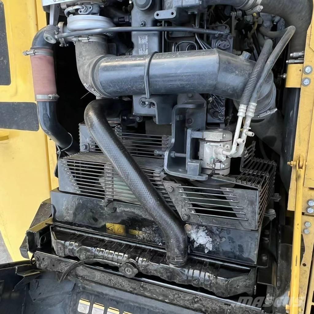 Komatsu PC 360-7 Pásové rýpadlá