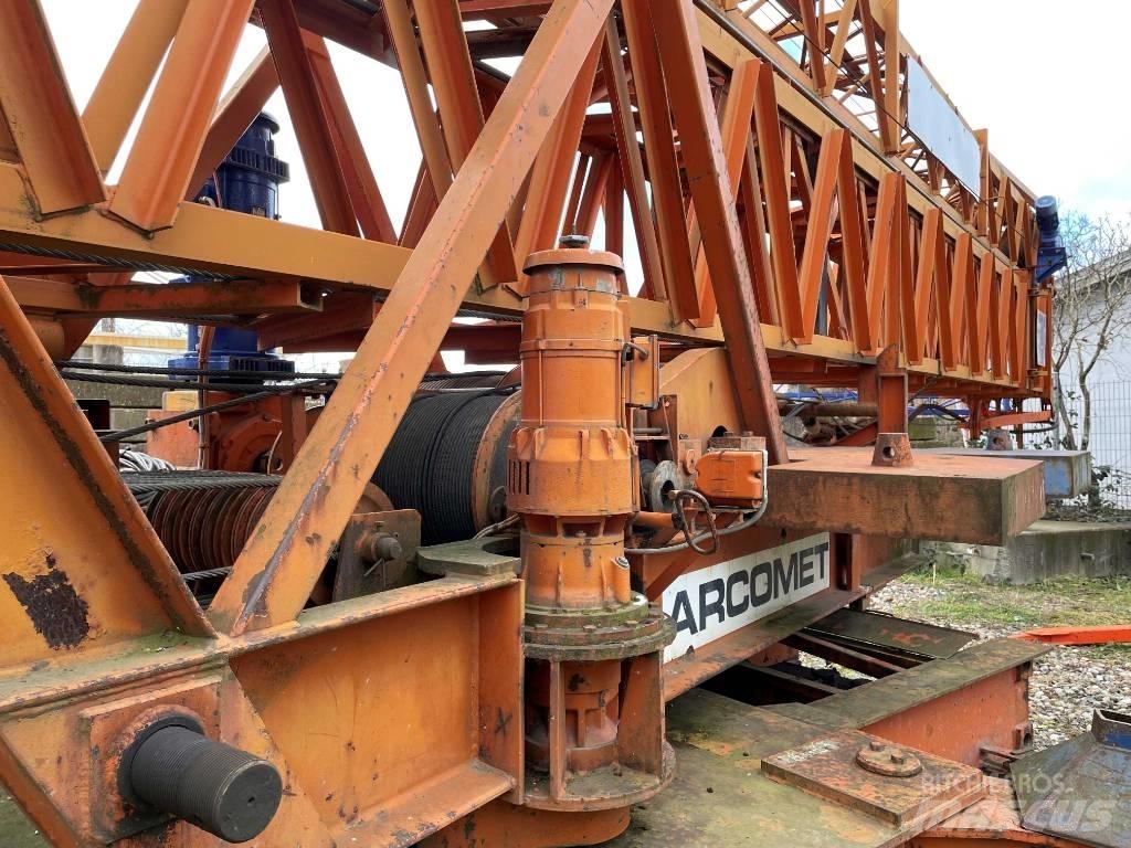 Arcomet T33A Stavebné žeriavy