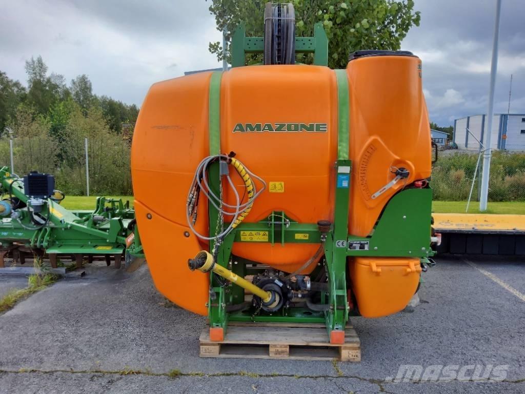Amazone UF 1201 Nesené postrekovače