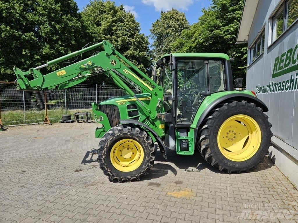 John Deere 6230 Traktory