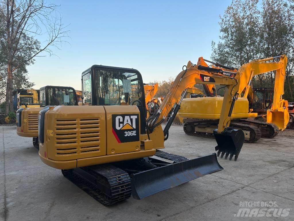 CAT 306E Pásové rýpadlá