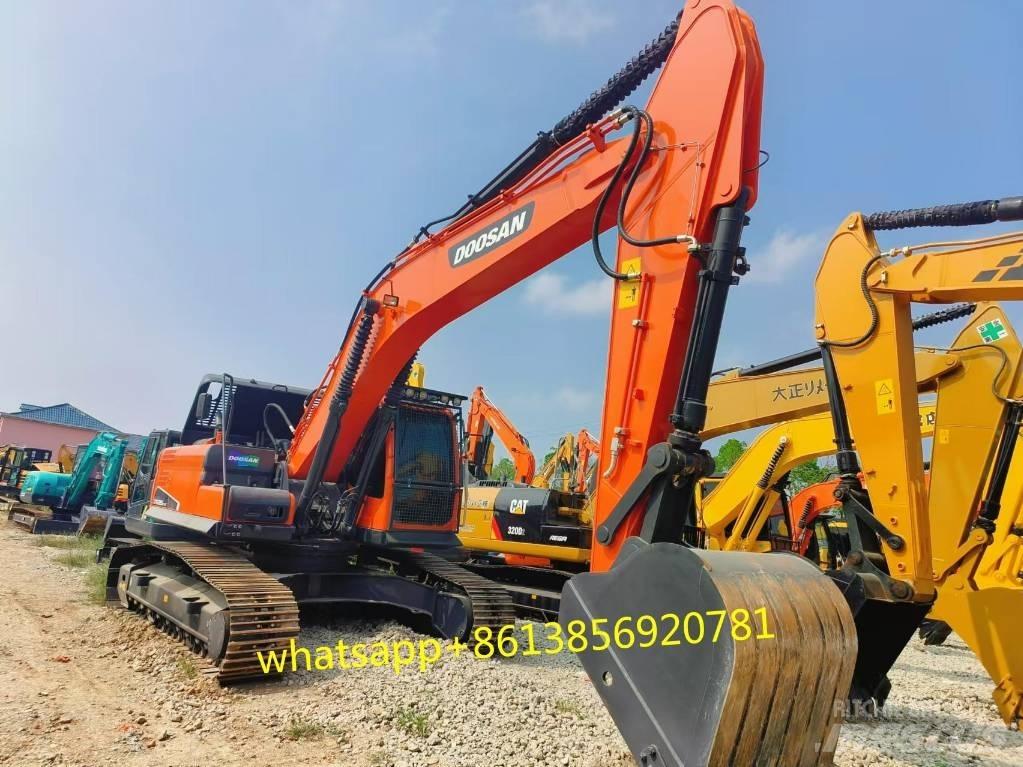 Doosan DX 225 Pásové rýpadlá