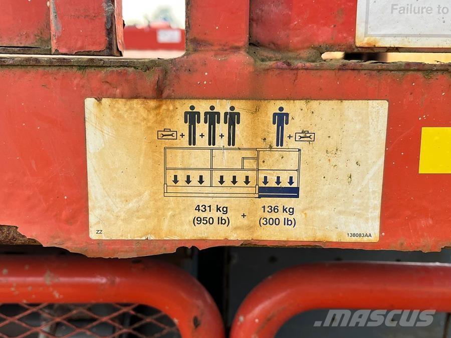 SkyJack SJ6826RT Nožnicové zdvíhacie plošiny