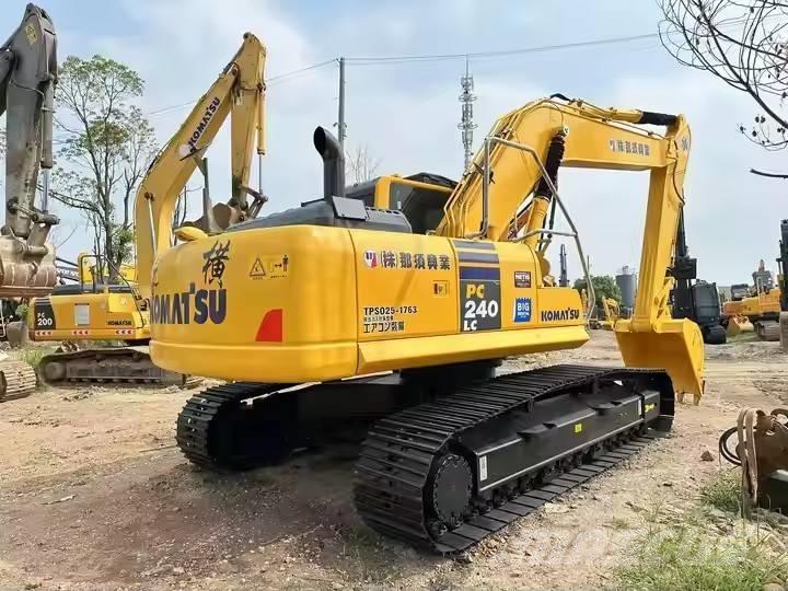 Komatsu PC 240 Pásové rýpadlá