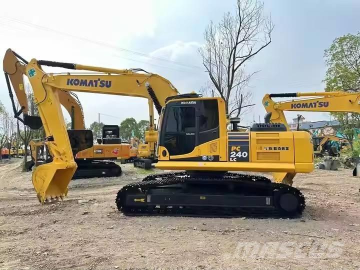 Komatsu PC 240 Pásové rýpadlá