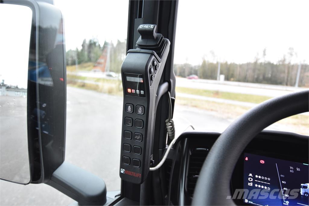 Scania P420 6X2 Hákový nosič kontajnerov