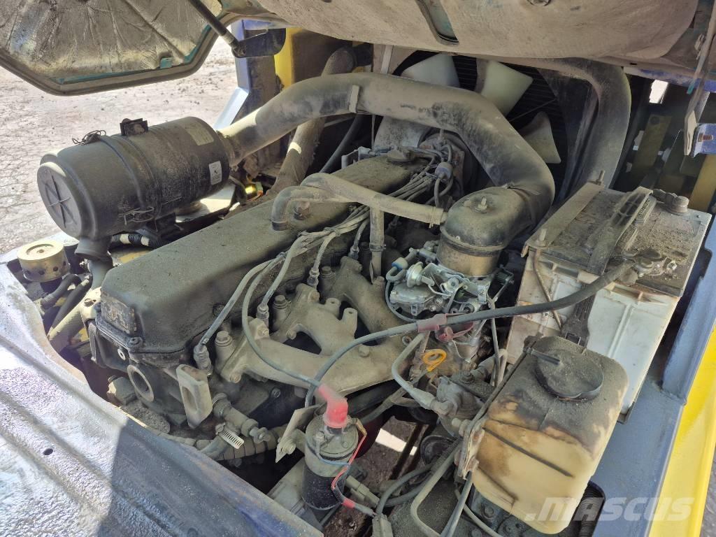 Komatsu FG 40 ZT Iné