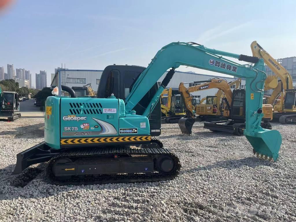 Kobelco SK 75 Pásové rýpadlá