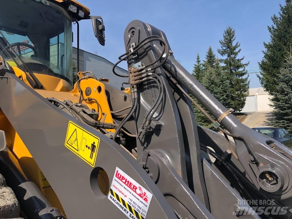 Volvo L90H Kolesové nakladače
