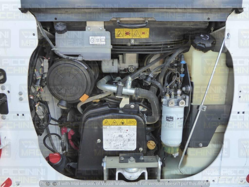 Bobcat T66 HF Pásové nakladače