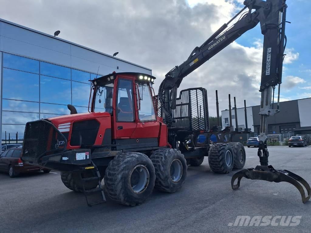 Komatsu 875 Lesné traktory