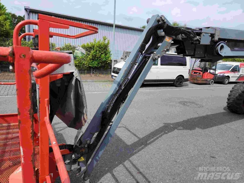 SkyJack SJ 66 T Kĺbové plošiny