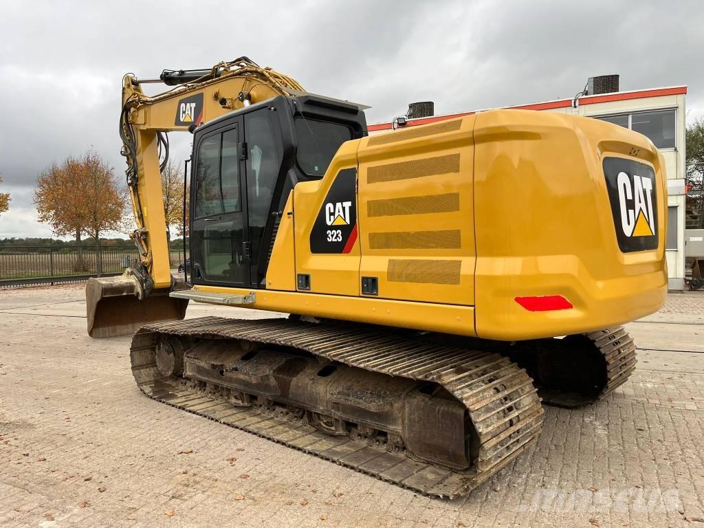 CAT 323 07A Pásové rýpadlá