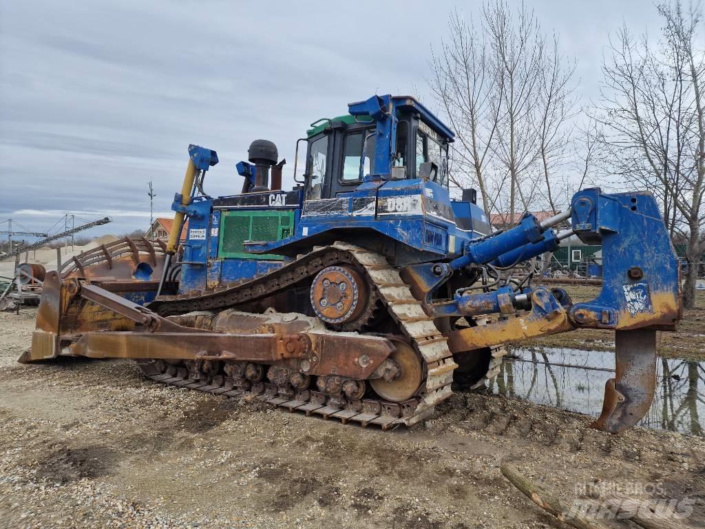 CAT D 8 R Pásové dozéry