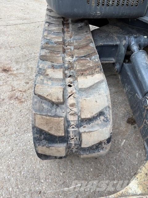 Doosan DX 85 R-3 Midi rýpadlá 7 t - 12 t