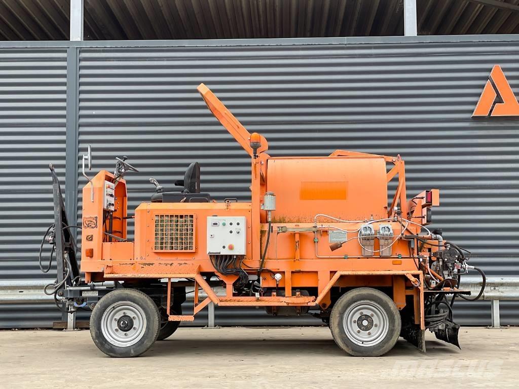  Grün BSM 1200-4R Rozstrekovače asfaltu