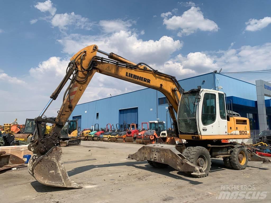 Liebherr A 900 C Kolesové rýpadlá