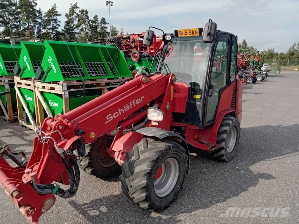 Schäffer 4580 T Mininakladače