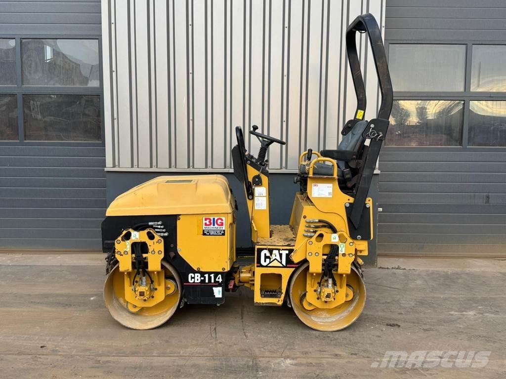 CAT CB114 Tandemové valce