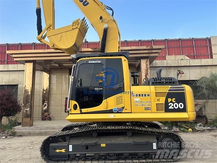 Komatsu PC200-8MO Pásové rýpadlá