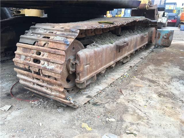 Kobelco SK 220 Pásové rýpadlá