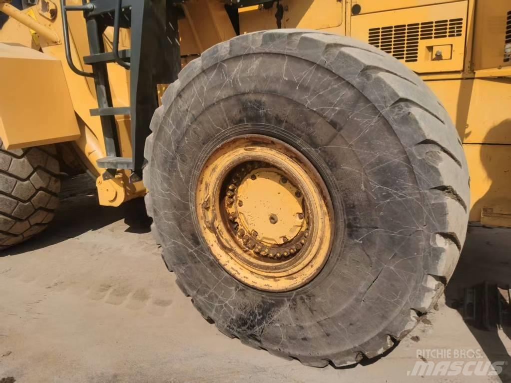 Komatsu WA 500-3 Kolesové nakladače