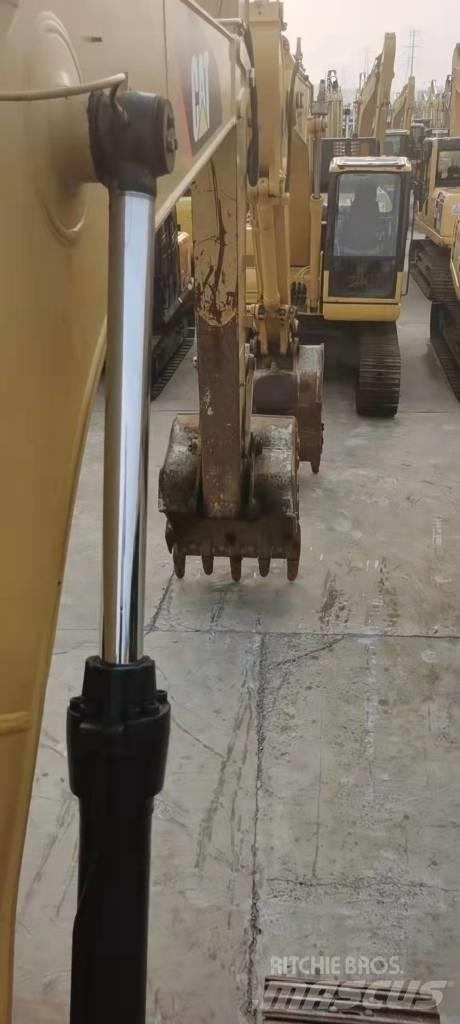 CAT 315 D Pásové rýpadlá