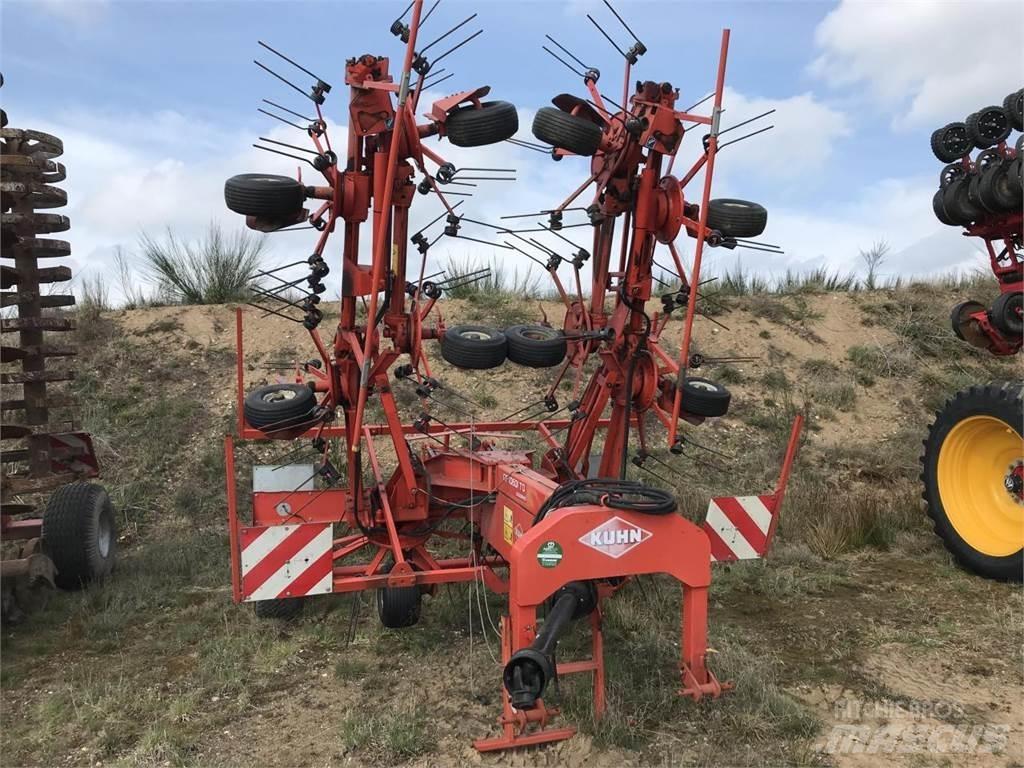 Kuhn GF 10601TO Obracače a zhrabovače sena