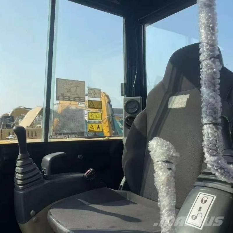 CAT 305.5 E Mini rýpadlá < 7t