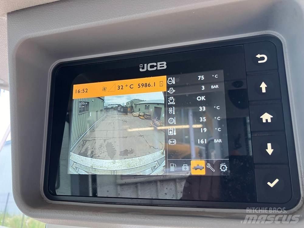 JCB 437 Kolesové nakladače