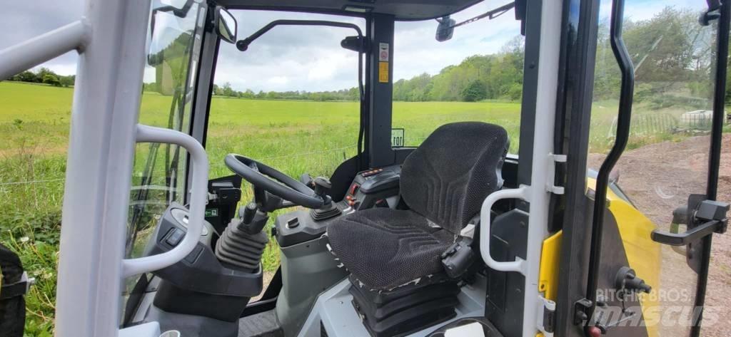Wacker Neuson WL 28 Šmykom riadené nakladače