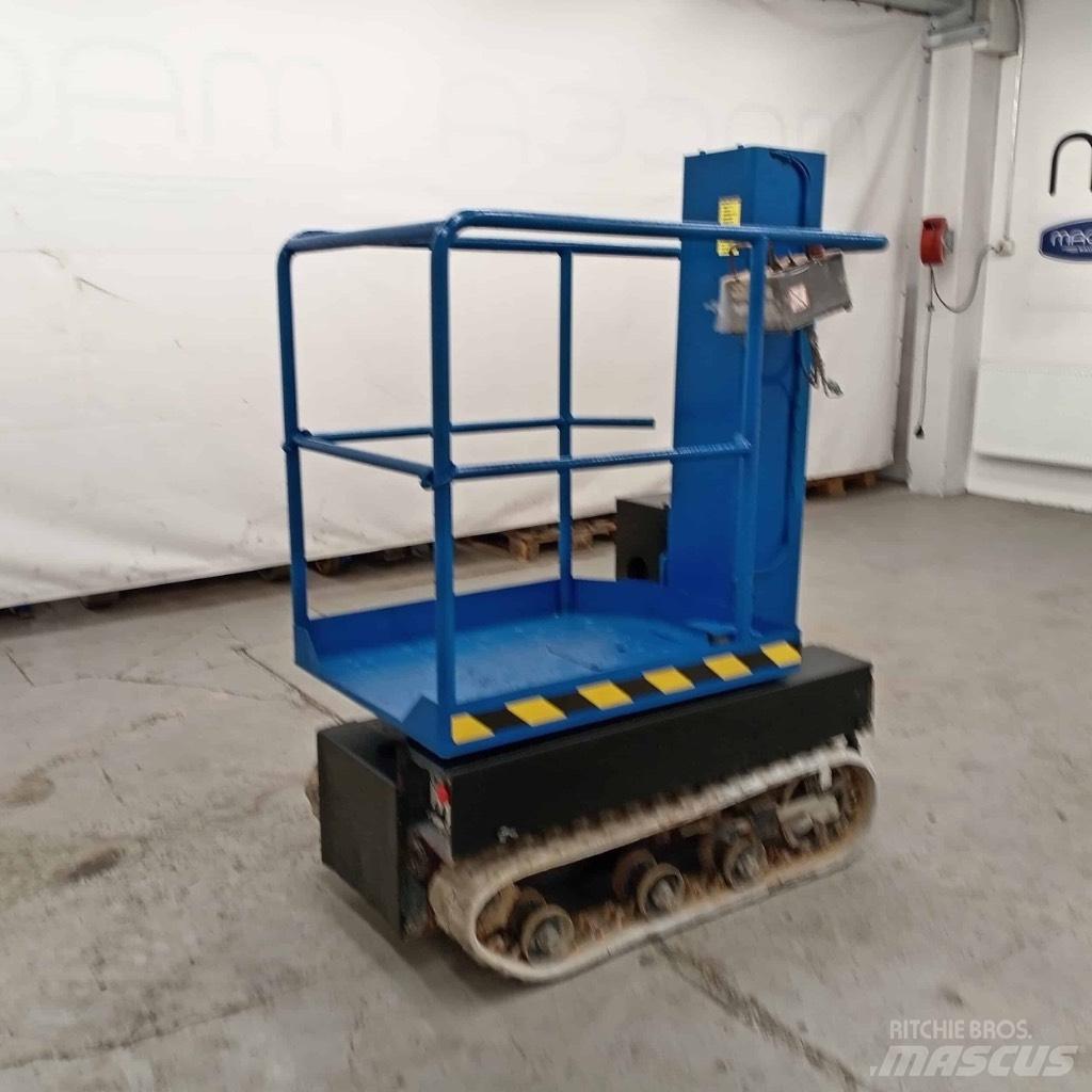 Aichi RM 04 B Teleskopické plošiny