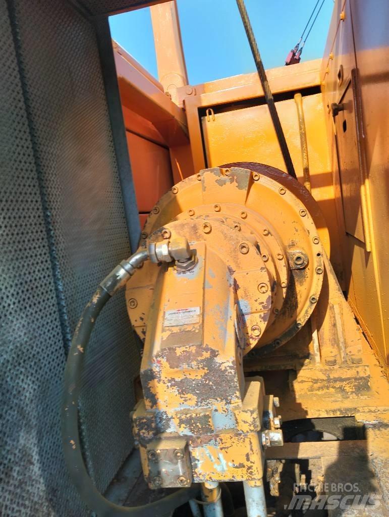 Kobelco 7150 Pásové žeriavy