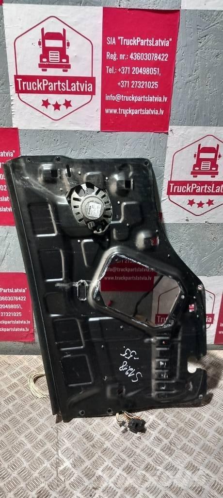 Scania R 440    1534511 Kabíny a interiér