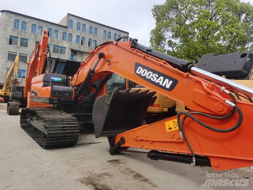 Doosan DX 225LC-9C Pásové rýpadlá