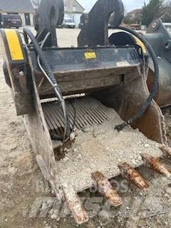  Godet MB BF 120.4 Drviace lopaty