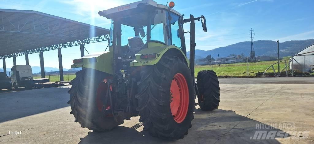 CLAAS ARES 696 Traktory
