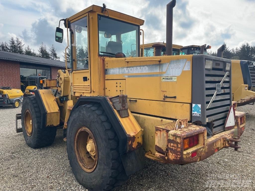 Volvo L70C Kolesové nakladače