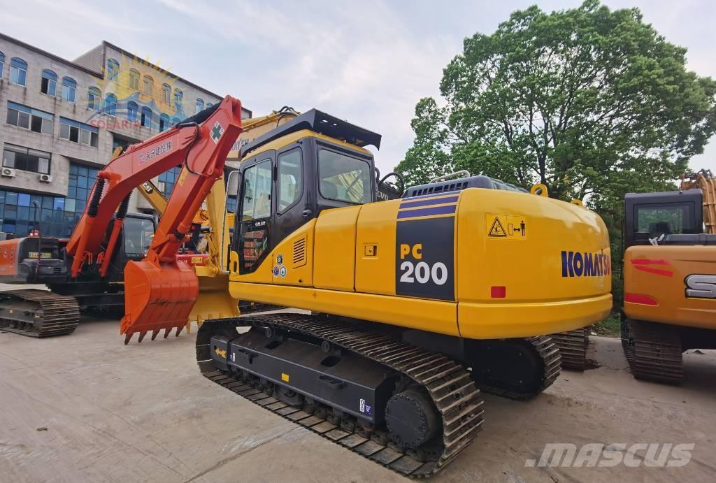 Komatsu PC 200-7 Pásové rýpadlá