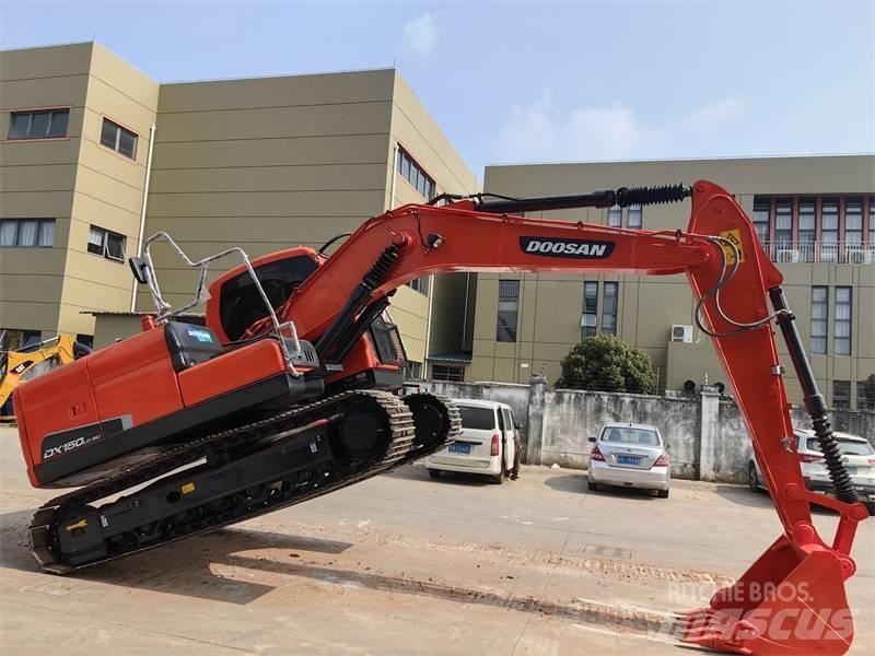 Doosan DX150 Pásové rýpadlá