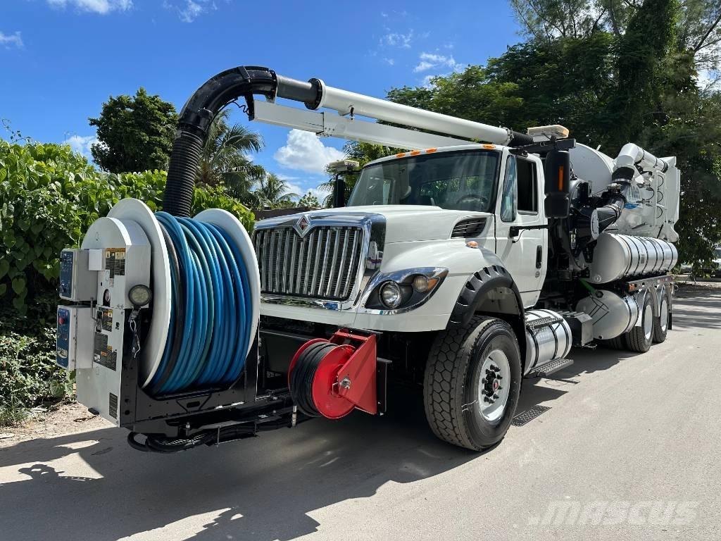 International 7600 Kombinované/Čerpacie cisterny