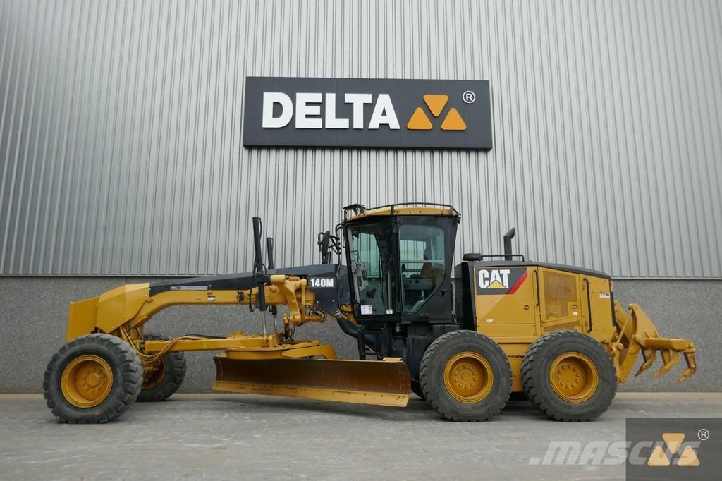 CAT 140M Grejdery