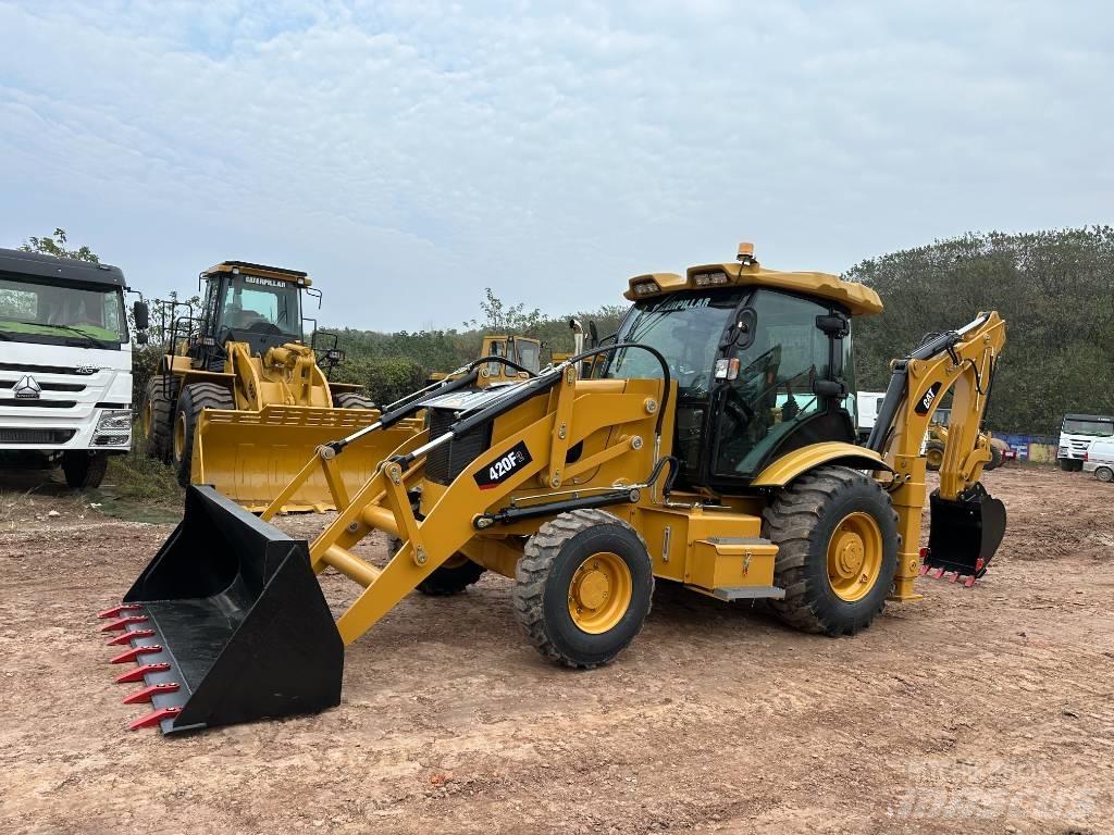 CAT 420 F2 Rýpadlo-nakladače