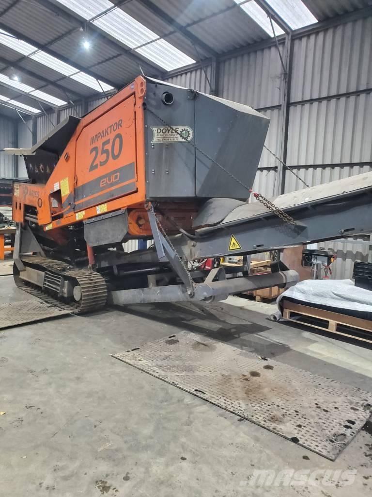 Arjes 250 Evo Mobilné drviče