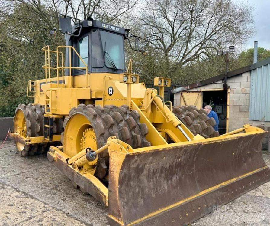 CAT 825 C Pôdne kompaktory